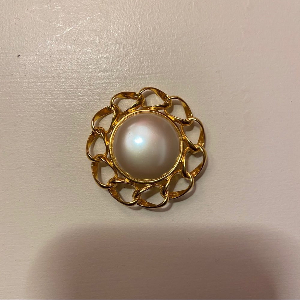 Moveno Pin